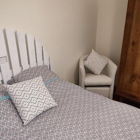 Chambre D'Hotes Chez Denflo 라플라켈리어 외부 사진