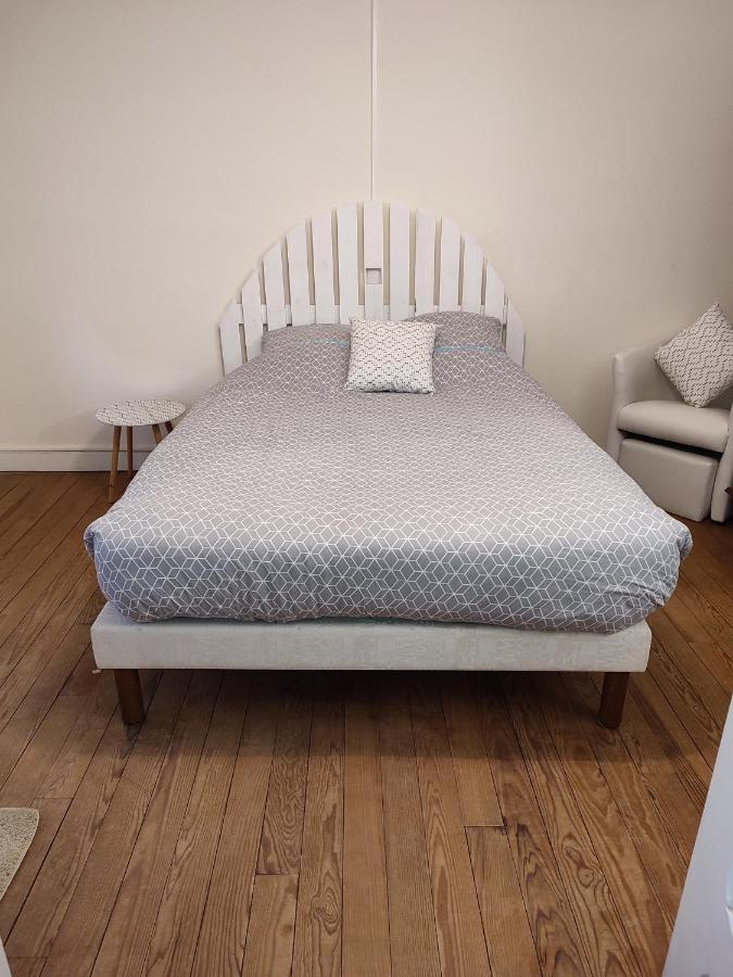 Chambre D'Hotes Chez Denflo 라플라켈리어 외부 사진