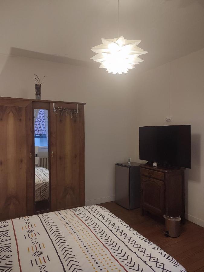 Chambre D'Hotes Chez Denflo 라플라켈리어 외부 사진
